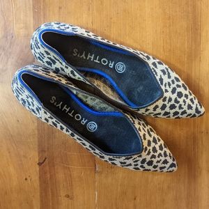 Pointed toe Rothys in leopard